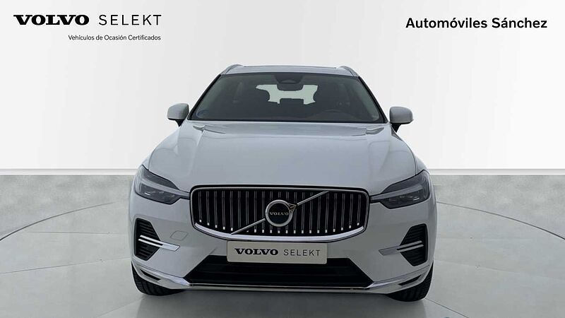 Volvo  Recharge Core, T6 plug-in hybrid eAWD, Eléctrico/Gasolina, Bright