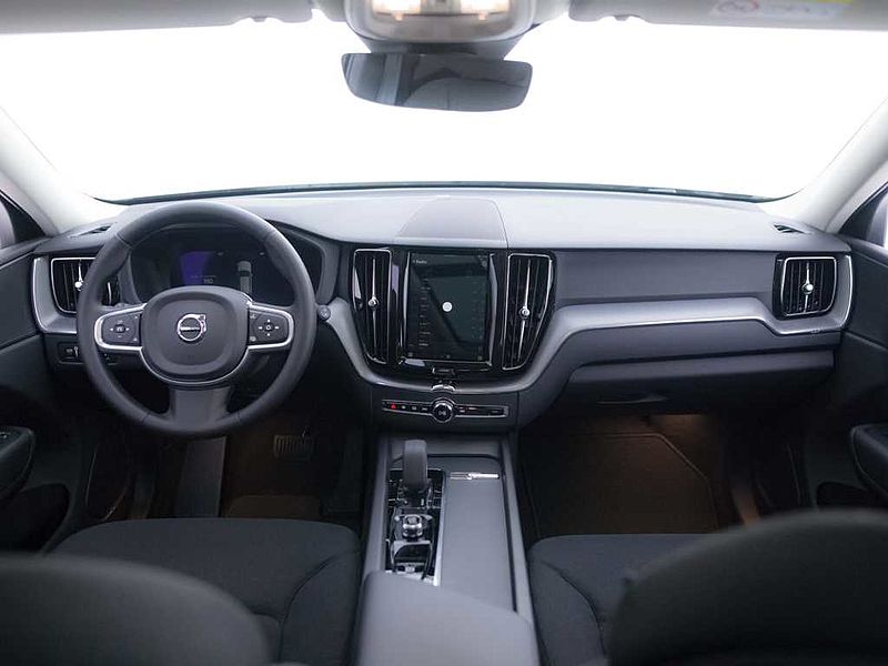 Volvo  XC60 Momentum Pro, B4 mild hybrid (diésel)